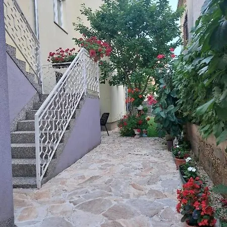 Apartment Mario 3 *